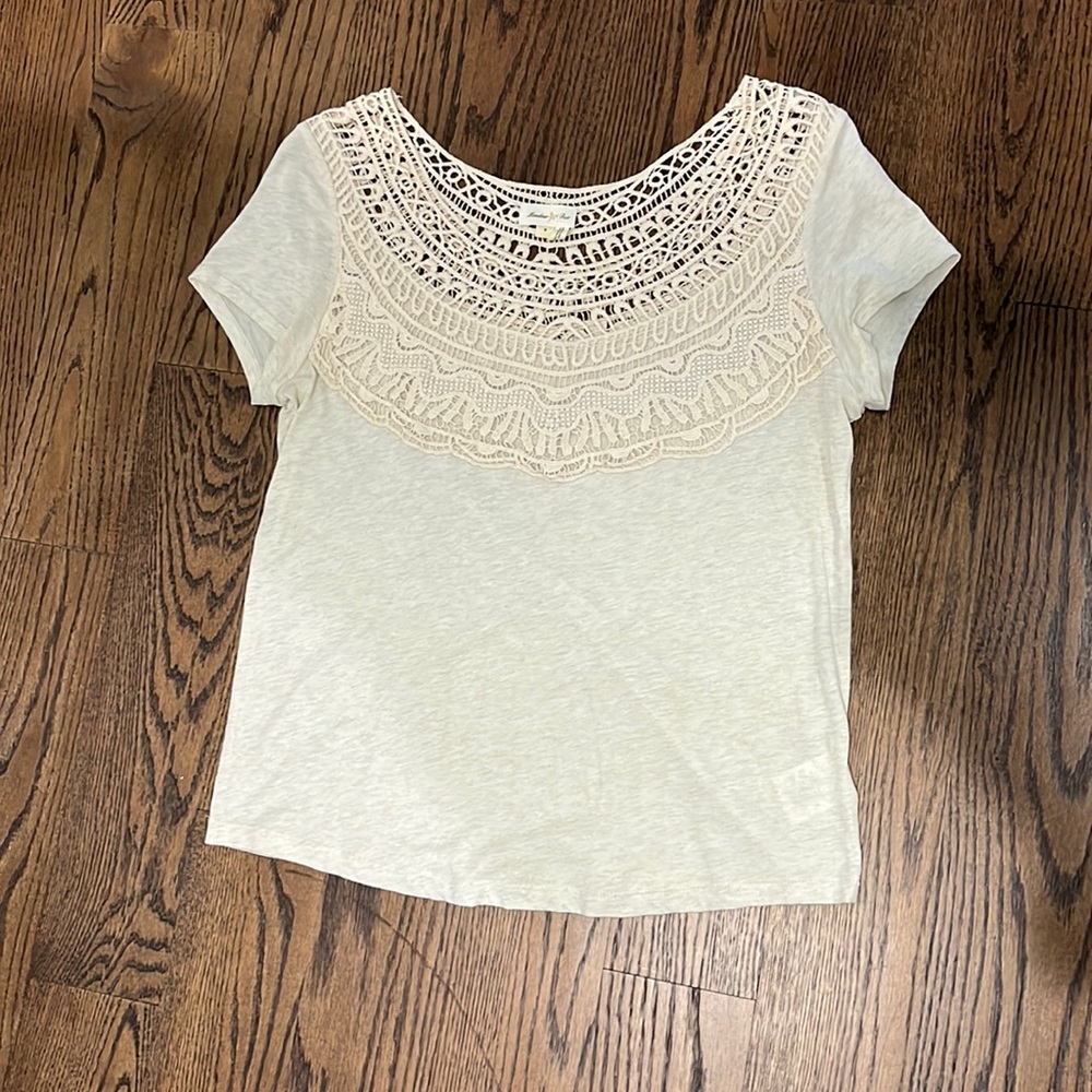 Crochet detail short sleeve top size S